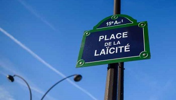 La France est laïque: pensez-vous qu'il serait bien de pouvoir porter plainte contre toutes les personnes qui affichent leur religion dans les lieux publics français ?