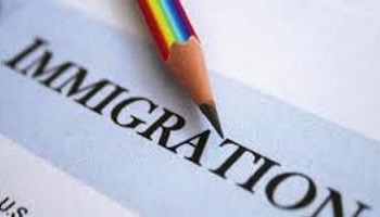 Pensez-vous que le Parlement Européen a mis en place une politique immigrationiste volontairement hostile, qui aura pour effet le replacement de notre population ?