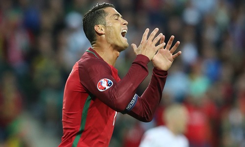 Une petition pour montrer au monde que la france et fairplay et féliciter le Portugal ?