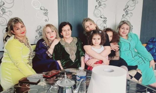 Petition : Je n'abandonnerai pas ma mère : aidez-nous à obtenir sa carte de résident !