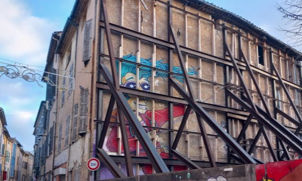 Petition : Alerte !! URGENCE pour notre centre ancien en immense péril !