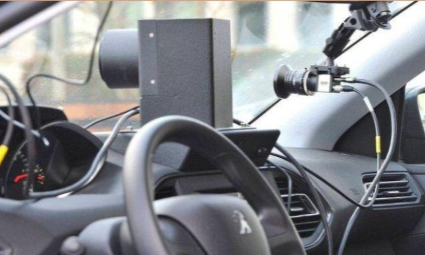 Petition : Non aux voitures-radar !