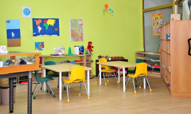Non à la fermeture d'une classe de maternelle à Crécy-la-Chapelle