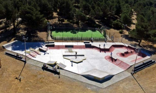 Création d'un vrai skatepark vélo, skate, trottinette, roller) durable