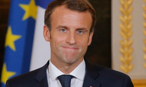 Destitution du président macron en accord avec l’Article 68 de la Constitution de la Cinquième République française.