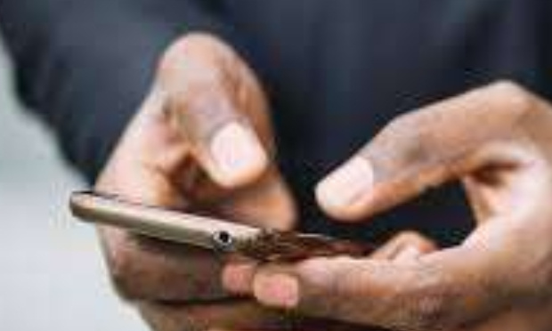 Mettre fin à la tarification abusive des consommateurs des services des opérateurs de téléphonie mobile au Cameroun
