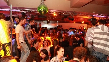 Contre la transformation du Smile Club de Lille en restaurant !