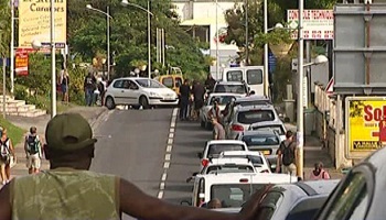 Non à la prise d'otages des Martiniquais lors des grèves liées à l'essence !