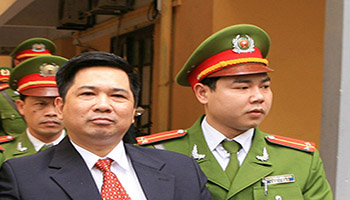 RSF demande la libération des 27 blogueurs vietnamiens emprisonnés