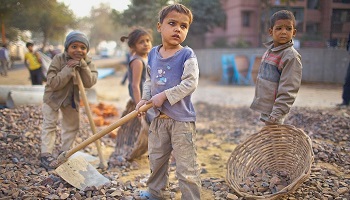 Non aux téléphones fabriqués par des enfants victimes du travail forcé !