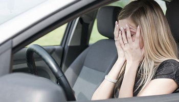 Stop aux assurances qui refusent d'indemniser les accidentés de la route !