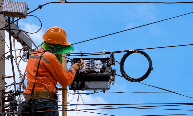 Pour l'installation de la fibre dans la commune du Tignet