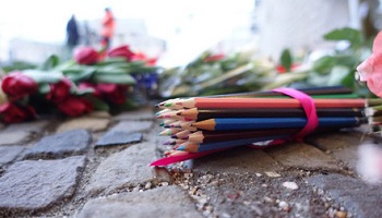 L'événement tragique de Charlie Hebdo, une occasion d'observer et intégrer la violence ordinaire ?