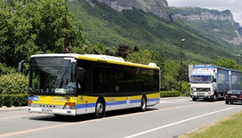 Pour une réorganisation des transports et horaires des établissements scolaires en Isère !