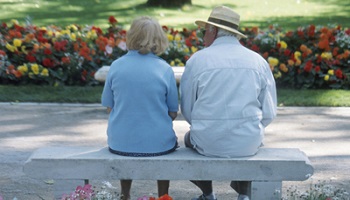 Pour que les personnes âgées seules bénéficient d'une aide à domicile !