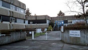 Reconstruction du collège d'Azay-le-Rideau