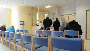 Allow the Greyfriars Walk-in centre, Great Yarmouth to retain its Walk-in facilities