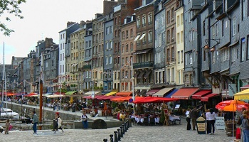 Stop à la dégradation des routes et du patrimoine de Honfleur