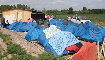 Non aux logements pour les migrants et oui pour nos étudiants Français