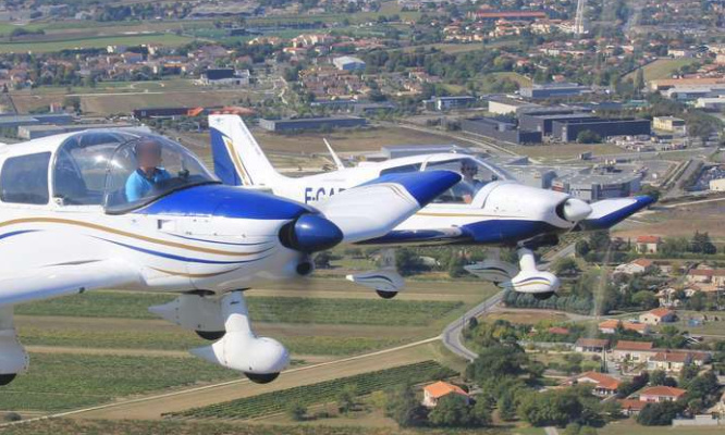 Stop au bruit des avions de l'aérodrome de Challes-les-Eaux