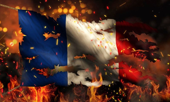 PETITION - Patriotes... unissez vous ou je m'engage &agrave; voter Macron en 2022 !!!