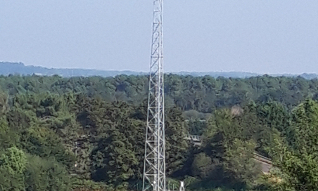 Pour le démontage d'une antenne relais à SAINT JEAN DU BOIS