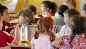 Halte à la hausse du prix des cantines scolaires