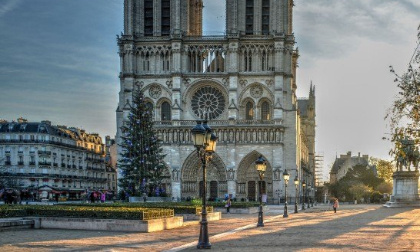 Pour la restauration à l'identique de la cathédrale notre dames de Paris (Intérieur et Extérieur)