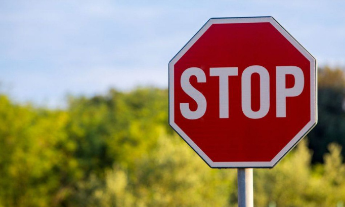 Stop à la censure de nos commentaires dans les pétitions de MesOpinions.com !! Et publication de la pétition immédiatement sans attendre les 10 signatures pour être visible, c'est illogique !!