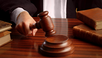 Le respect des droits de mon épouse (82 ans) atteinte d'une maladie neuro-dégénérative de type Alzheimer, et moi