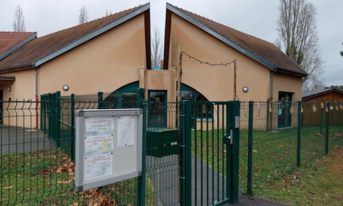 Non au retour de la directrice de l'école maternelle de Mousseaux-sur-Seine accusée de violences