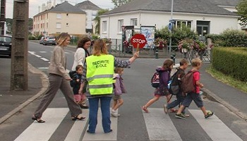 Plus de sécurité aux abords de notre école