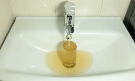 Eau du robinet : STOP à l'empoisonnement de masse !