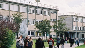 Des lycées régionaux ouverts aux lycéennes enceintes