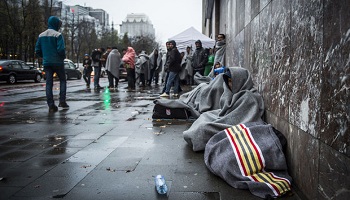 Que le gouvernement belge arrête de donner 125€ par jour à chaque migrant qui vient en Belgique