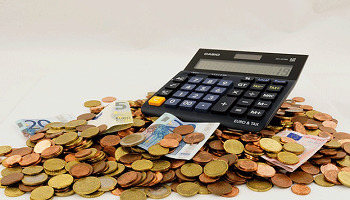 Un salaire universel de la naissance à la mort