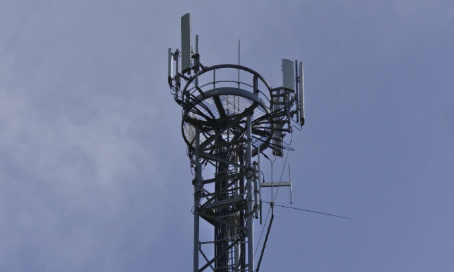 Non à l'implantation de deux antennes relais 4G à Saint Agnan en vercors au hameau des Berts et au col de Rousset