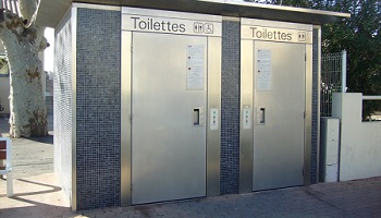Faciliter l'accès aux toilettes en ville pour les personnes atteintes de maladies intestinales