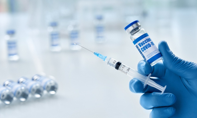 Pour une gestion plus démocratique de la vaccination contre la Covid-19 en France