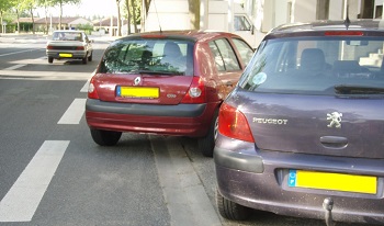 Contre l'entrave &agrave; la libre circulation de nos voitures dans les rues o&ugrave; nous r&eacute;sidons !