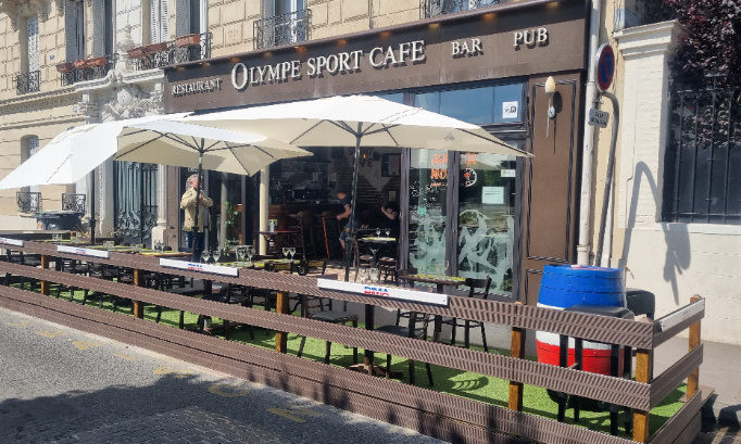 Sauvons l'olympe sport café : Laissez nous exploiter notre accès livraison en terrasse