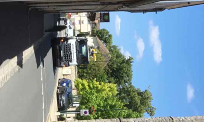 Stop au passage incessant des camions à Misy sur Yvonne !