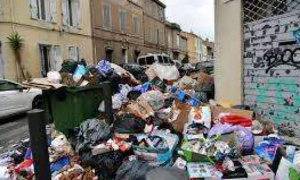 Non à l'augmentation des ordures ménagères dans la CCAPV !