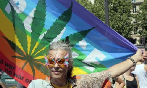 Une loi de légalisation et de dépénalisation