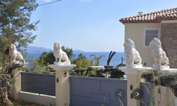 Contre les go&ucirc;ts de chiottes impos&eacute;s aux riverains de La Madrague