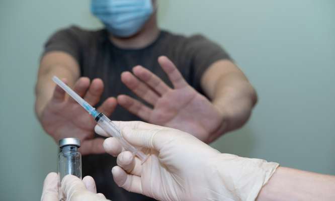 NON, nous ne voulons pas d&rsquo;une 4&egrave;me dose obligatoire &agrave; la rentr&eacute;e !!