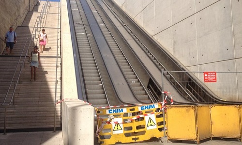 Dysfonctionnement des escalators de la RTM à Marseille et réfection de la chaussée et des trottoirs Boulevard Baillet