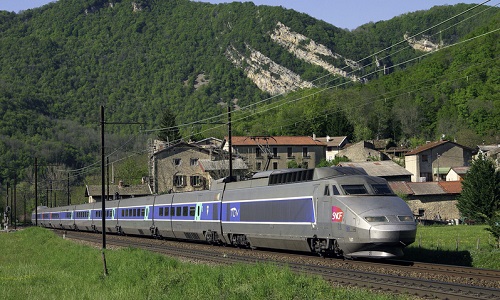 Maintien de la liaison à grande vitesse Brive via la souterraine Roissy CDG Paris Lille