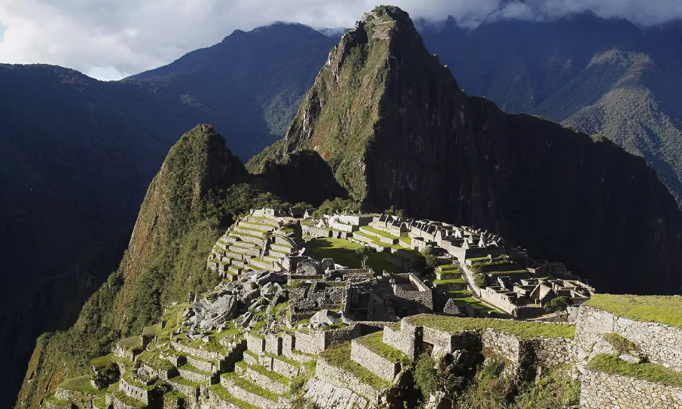 Le Machu Picchu risque de s’effondrer : il faut limiter le nombre de visiteurs par jour à la citadelle !