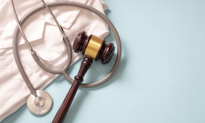 Stop à l’impunité des blouses blanches !